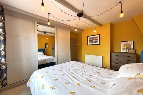 Bedroom One With Fitted Wardrobes 806