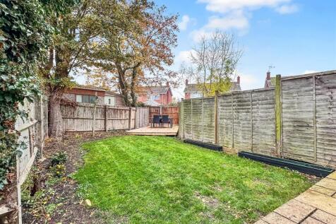 Lovely Enclosed Garden 326