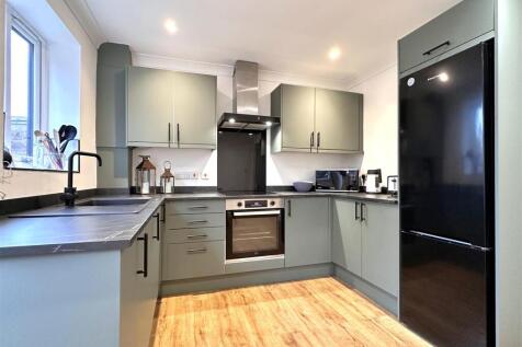 Stylish Modern Kitchen 283