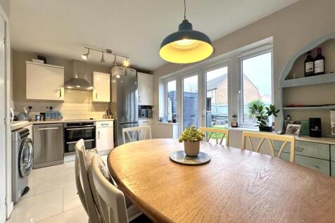 Open-Plan Dining Kitchen 077