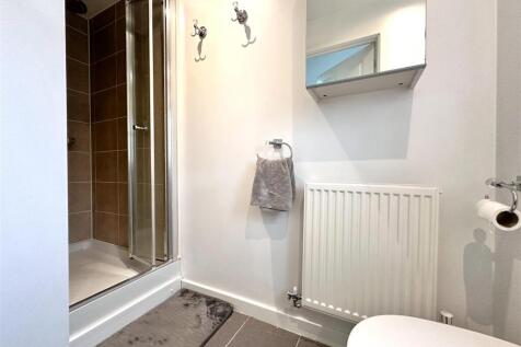 En-Suite: Aspect Two 065