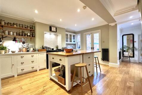 Superb Dining Kitchen 506