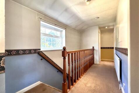 First Floor Lnading 785