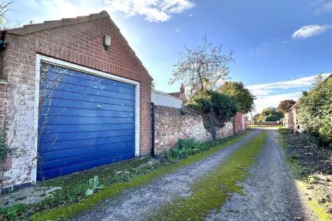 Non-Estate Position &amp; Garage 830