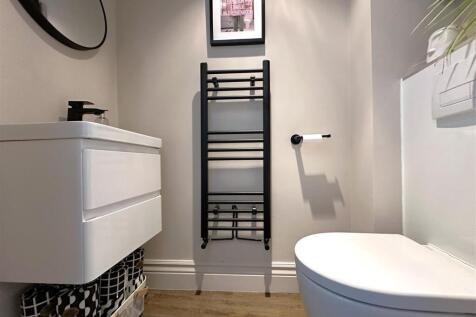 Ground Floor W.C 200