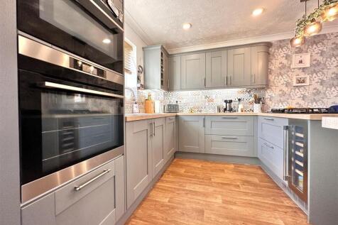 Stylish Modern Kitchen 416