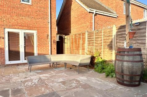 Paved Outdoor Entertainment Area 461