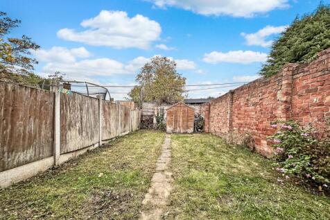 Enclosed Rear Garden 131