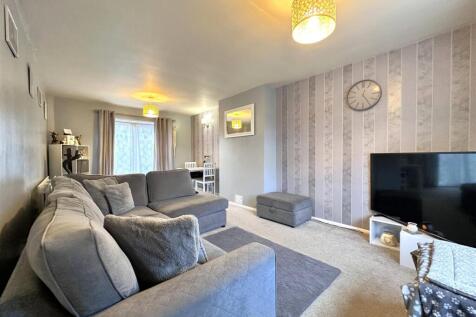 DUAL-ASPECT Lounge/Diner 036