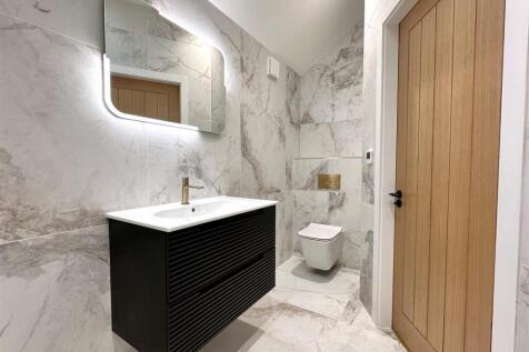 En-Suite Aspect Two 567