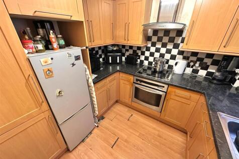 Fitted Kitchen 124