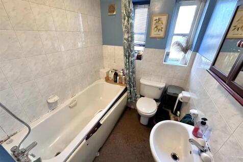 First Floor Bathroom 110