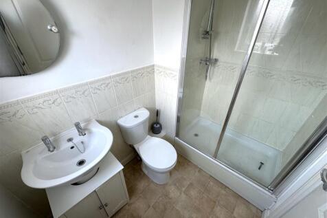 En-Suite Shower Room 386