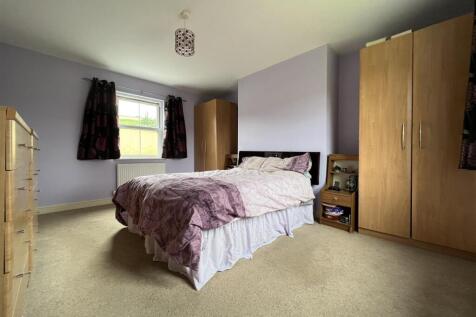 z bed 1 pic 2.JPG