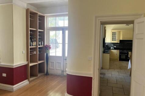 Dining Room 2.jpg