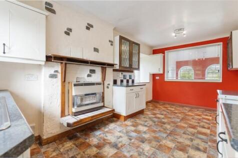 Kitchen 1.jpg