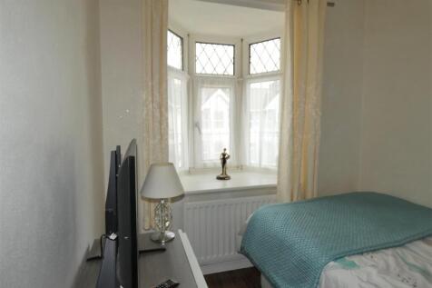 Bedroom 3.JPG