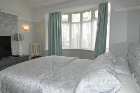 Dining Room 1a (used as bedroom).JPG