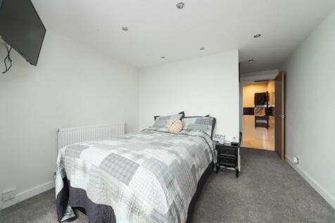 Ground Floor - Bedroom 2