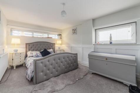Ground Floor - Bedroom 3