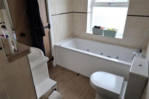 bath 2.jpg