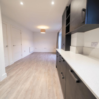 5590-7-HARTFORD-Rental-11-Farmhill-Grange-Multi-Im