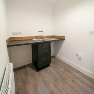 5590-7-HARTFORD-Rental-11-Farmhill-Grange-Multi-Im