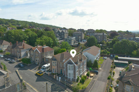 5 Bedroom Semi Detached for Sale