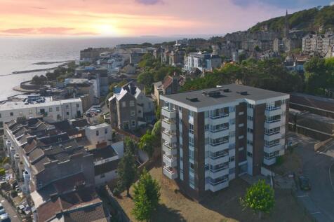 2 Bedroom Flat for Sale