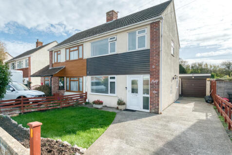3 bed semi-detached house for sale