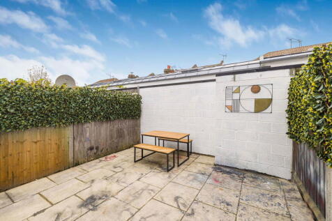 Property Image 9