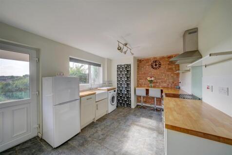 30 Wassell Drive (2).jpg