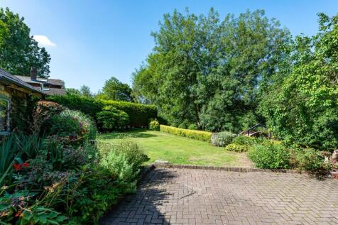 The Old Waterworks Cottage-externals-07.jpg
