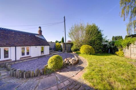 Parkfield Cottage (7).jpg