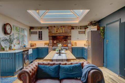 185 Bridgnorth Rd (33).jpg