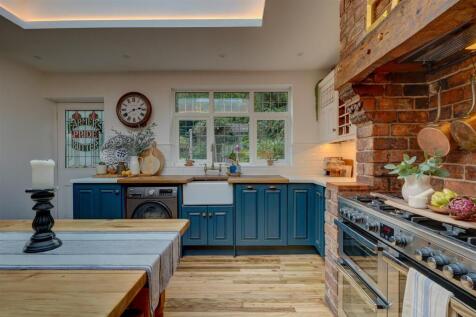 185 Bridgnorth Rd (38).jpg