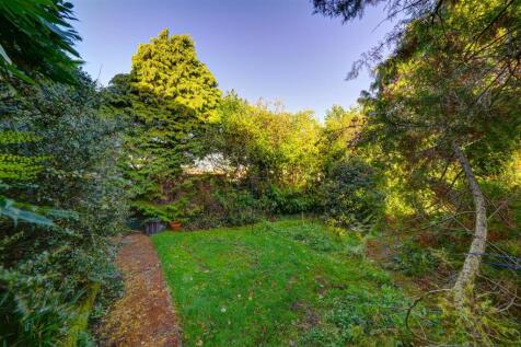 31 Hazelwood Close (22).jpg