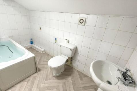 Bathroom2