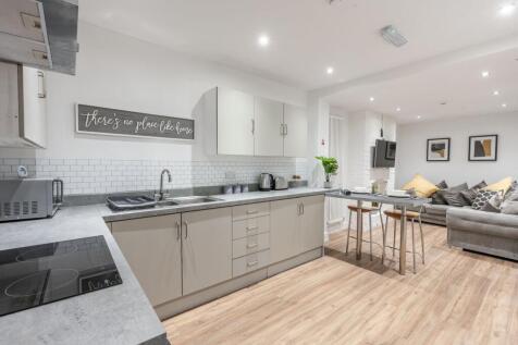 Kitchen/ lounge