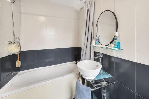 Ground Floor Bathroom