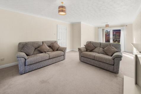 Lounge / Dining Room