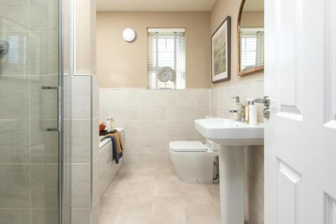 Moreton at Imperial Court, Burley in Wharfedale