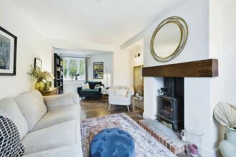 Living Area 4