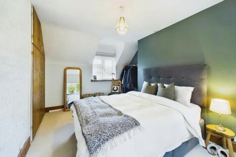 Master Bedroom 1