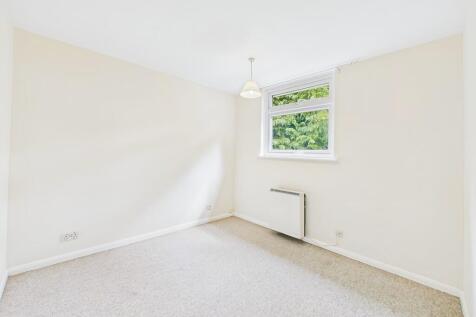 bedroom 2,
