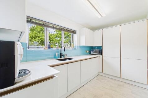 kitchen]