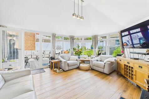 Garden room