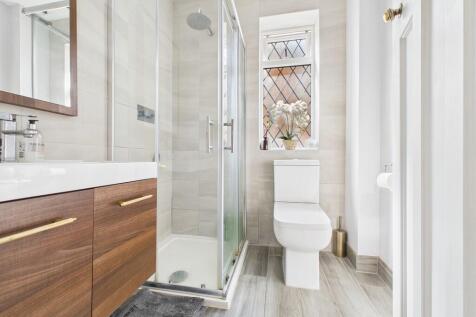 CAM02581G0-PR0131...