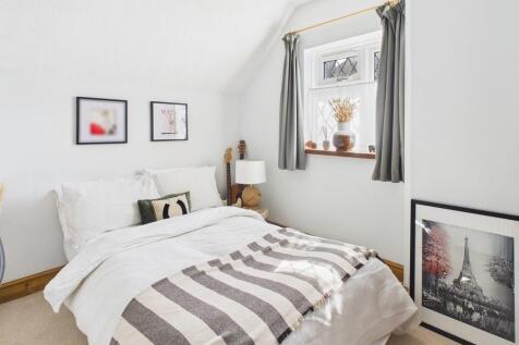 CAM02581G0-PR0131...