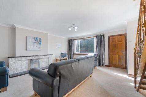 Skelmorlie Castle Rd 5.jpg